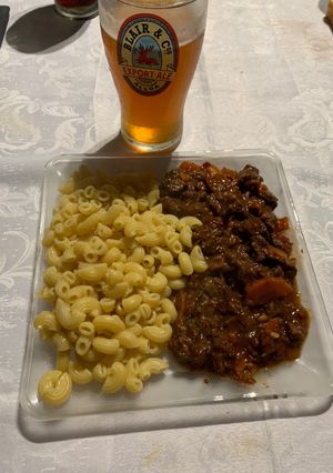 Una foto de Goulash húngaro