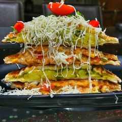 A picture of Veg mayo masala club sandwich.