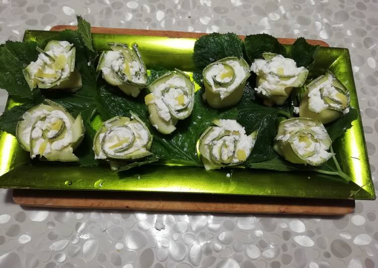 Easiest Way to Make Veloce Rose di zucchine con ripieno di ricotta 🌹🍋🌹🍋