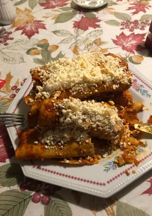Una foto de Enchiladas estilo Michoacán