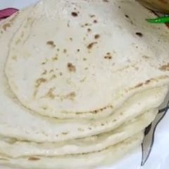 A picture of Butter Kulcha.