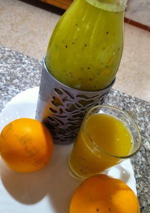 صورة لوصفة عصير الكيوي والبرتقال