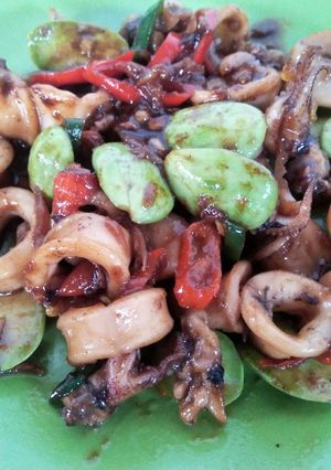 Foto resep Tumis cumi pete