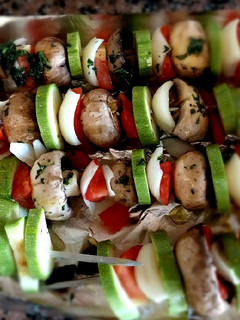 Una foto de Brochetas de champiñones y portobello