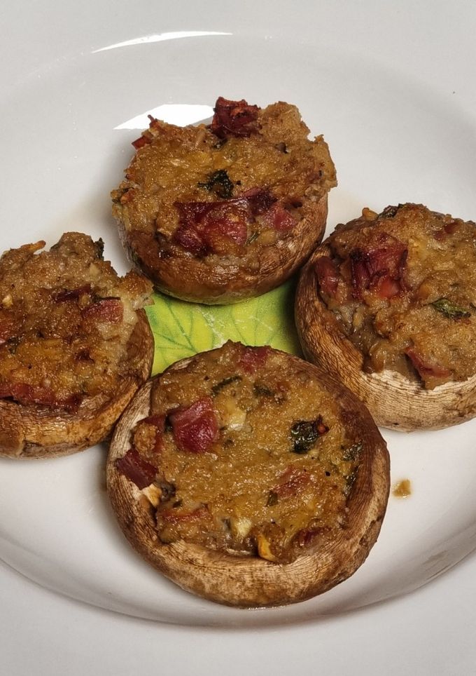 Una foto de Champiñones rellenos