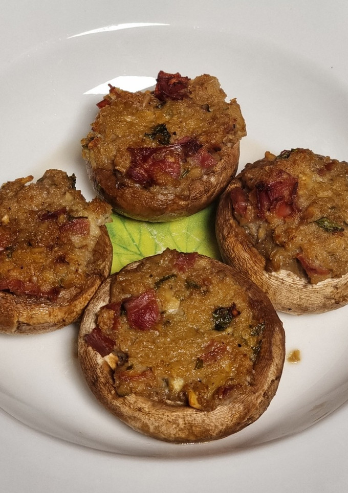 Una foto de Champiñones rellenos
