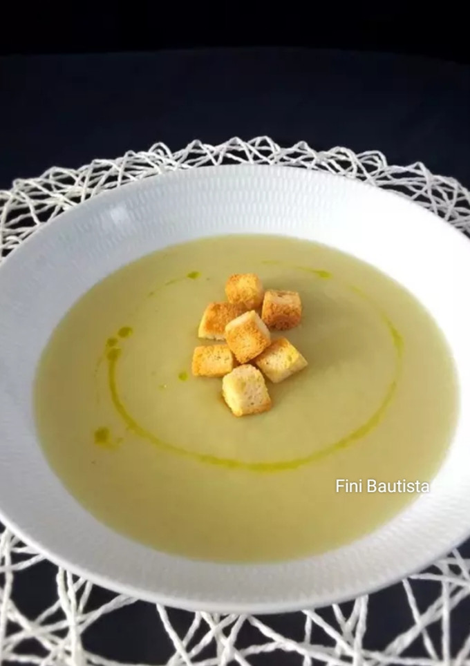 Una foto de Crema rápida de alcachofas en conserva