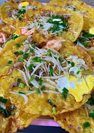 Hình của món Bánh xèo Miền Trung.