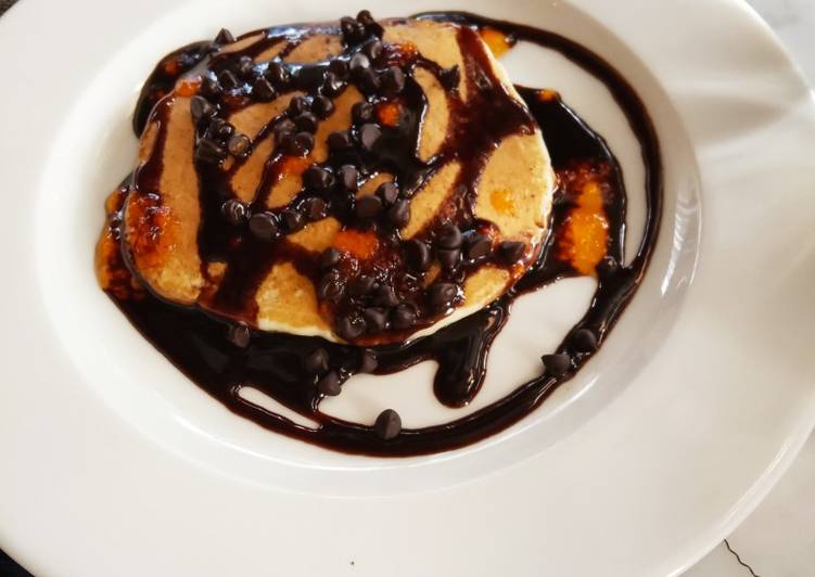 Step-by-Step Guide to Make Super Quick Homemade Banana pancakes with chocolate sauce