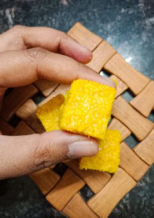 A picture of Instant Mango Kalakand.