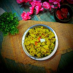 A picture of Veg and dal khichdi.