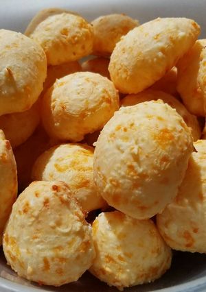 A picture of Brazilian Cheese Bread (Pao de Quiejo) My Way.