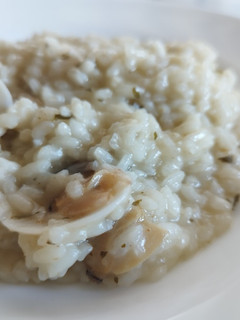 Una foto de Arroz con almejas