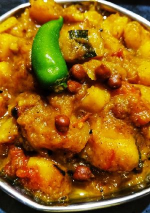 কুমড়োর ছক্কা(kumror chokka recipe in Bengali) রেসিপির প্রধান ছবি