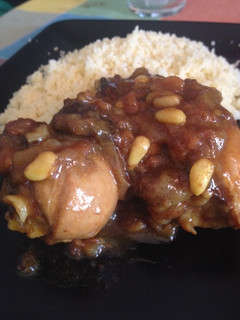 Una foto de Pollo ras el hanout