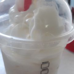 A picture of Vanilla frappuccino.