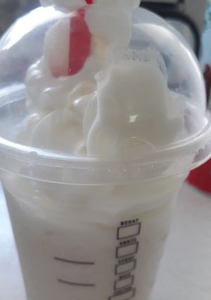 A picture of Vanilla frappuccino.