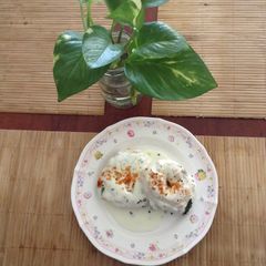 A picture of Thayiru vada.
