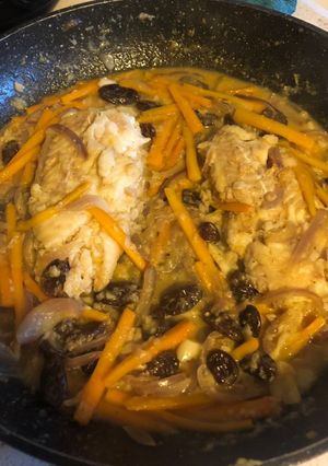 Une photo de Dos de cabillaud à la sauce orange / gingembre et raisin sec