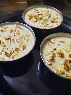 दुधीची झटपट खीर (Dudhichi Kheer Recipe In Marathi) रेसिपी चे मुख्य फोटो 