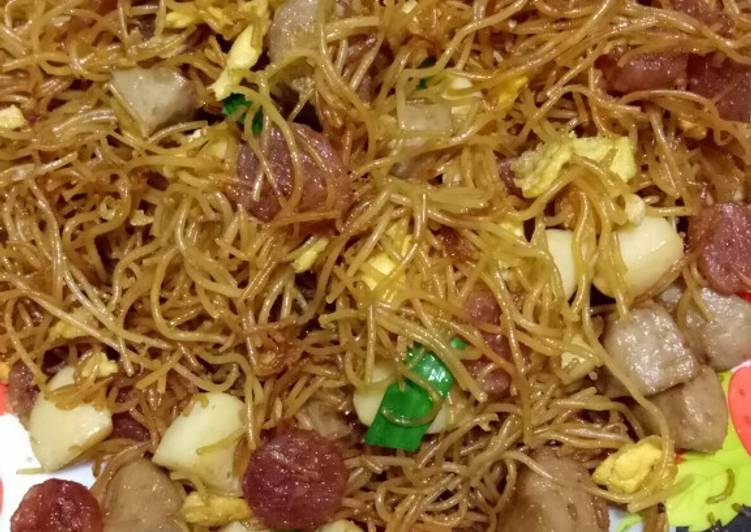 Resep Bihun Goreng Bakso Sosis, Lezat Sekali