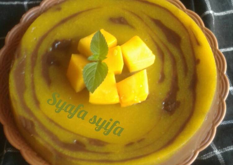 Puding mangga coklat