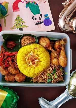 Foto resep Nasi Kuning Rice Cooker
