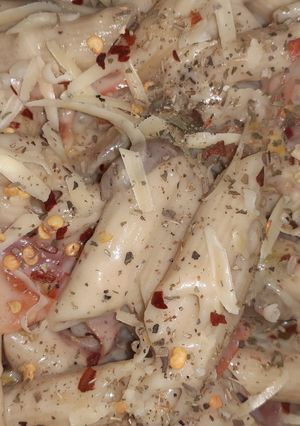 वाइट सॉस चीज़ एंड स्पाइसी पास्ता (White sauce cheese and spicy pasta recipe in Hindi) रेसिपी मुख्य फोटो