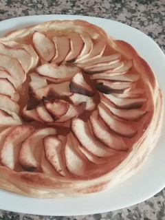 Una foto de Tarta de manzana fácil y económica