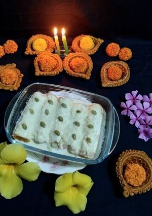 A picture of Creamy Malai Bread Roll.
