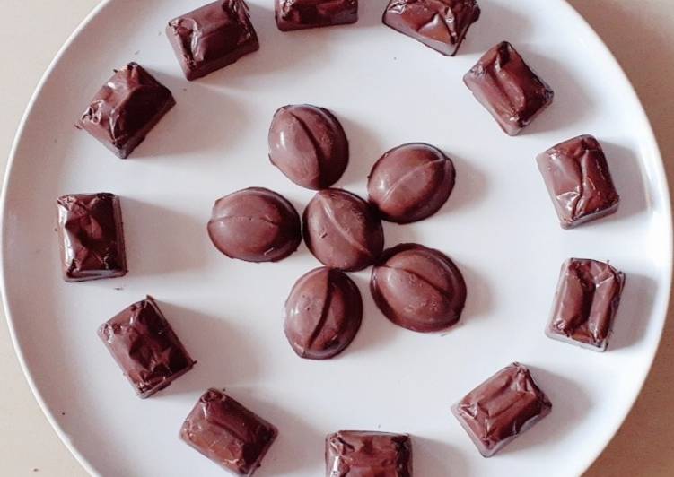 Recipe of Perfect Homemade Almond Chocolate