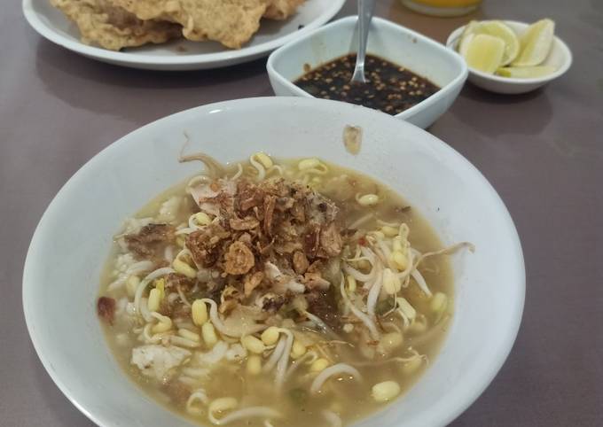 Soto Putih Ayam