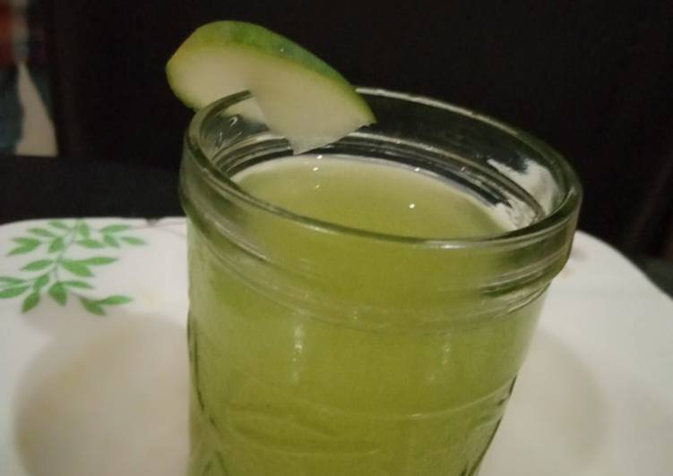 Cucumber and ginger juice