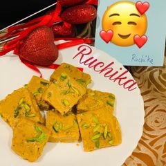 A picture of Besan ki burfi.