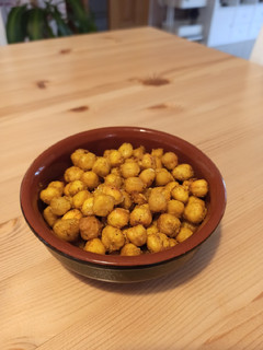 Una foto de Snack de garbanzos en airfryer