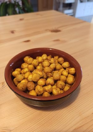 Una foto de Snack de garbanzos en airfryer