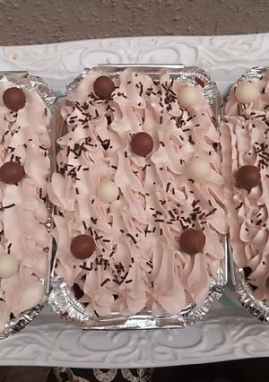 A picture of Chocolate whipped cream.
