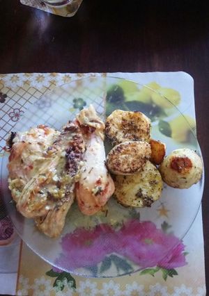 Una foto de Pollo con papa a la Mostaza