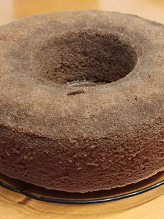 Una foto de Bizcocho esponjoso de chocolate