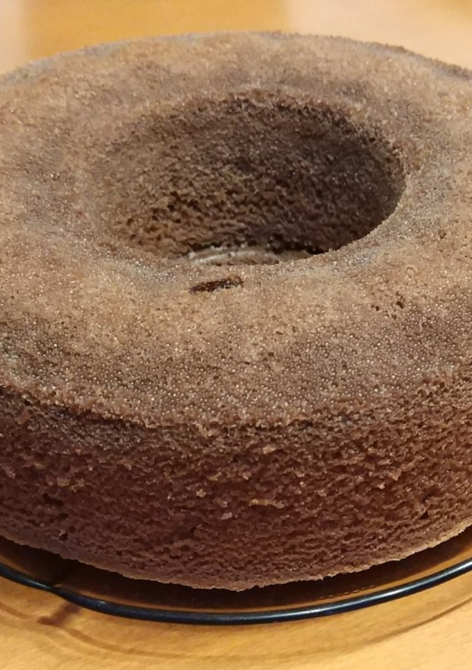 Una foto de Bizcocho esponjoso de chocolate