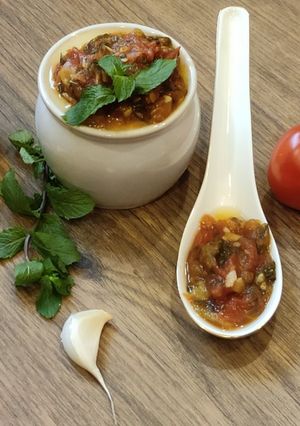 A picture of Tomato Chutney (Naga Tomato Chutney) !!.