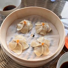 A picture of Flower-Folded Siu Mai.