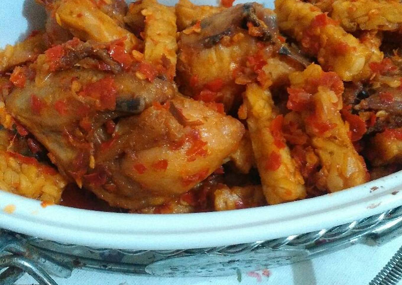 Ayam feat Tempe Balado