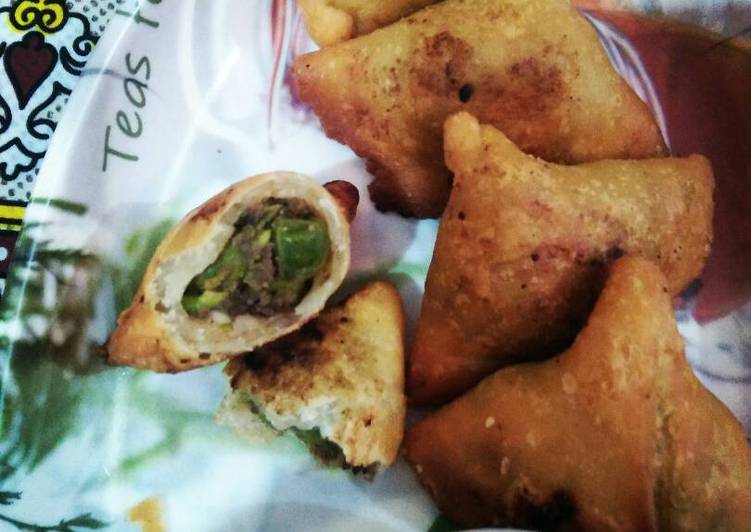 Steps to Make Ultimate Mini Matar samosa with tangy sonth