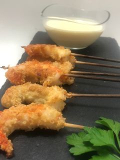 Una foto de Crujiente de gambones con ajonesa saludable