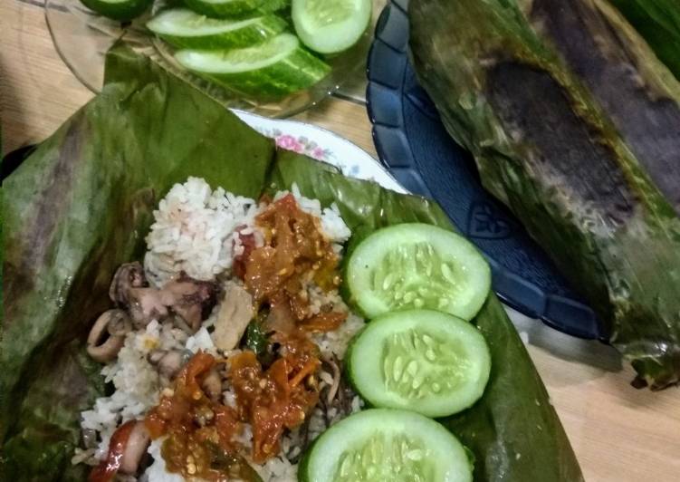 Nasi bakar cumi Asin