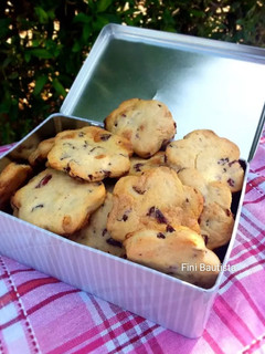 Una foto de Galletas de chocolate blanco y arándanos deshidratados