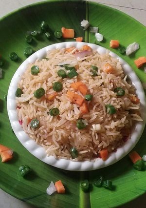 தலைப்பு : ப்ரைட் ரைஸ்(fried rice recipe in tamil) செய்முறை முக்கிய புகைப்படம்