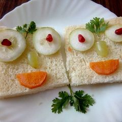 A picture of Cute Sandwich.