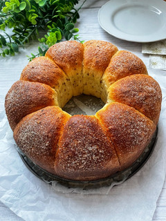 Una foto de Pan dulce de aceite, naranja y anís